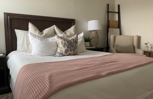 Norco Casa | Private 2-bedroom guest house with AC, fitness area, WiFi in lovely Norco