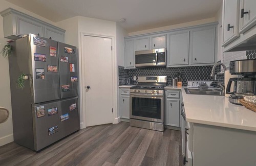 St. Johns Casa | Game Room, Day Bed, Close To DT, Breakfast, +