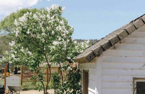 Medford Casa | This boutique hotel is a 1 bedroom(s), 1 bathrooms, located in Central Point, OR.