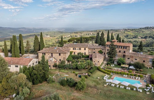 Greve in Chianti Otro | Country retreat near greve in chianti in a santo stefano winery