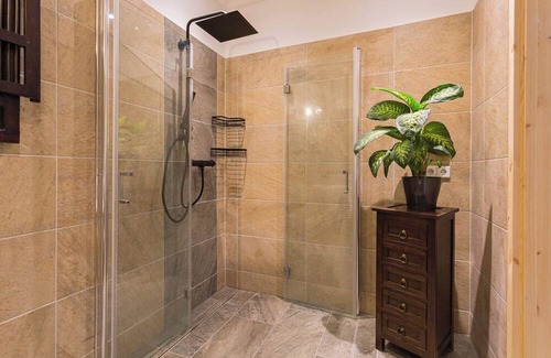 Sonnenberg Apartamento | Vacation apartment Chemnitz - the men's refuge - cozy accommodation for fitters