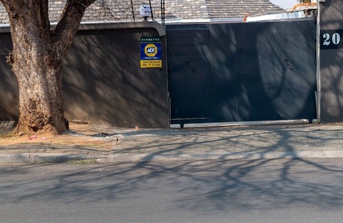 Greater Johannesburg Metropolitan Area Casa | The Ogans Glen with Bathnn