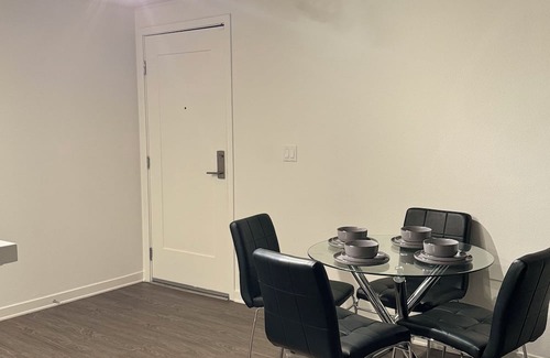 Hollywood Apartamento | Charming 1-bedroom suite in marvelous Los Angeles with AC, WiFi