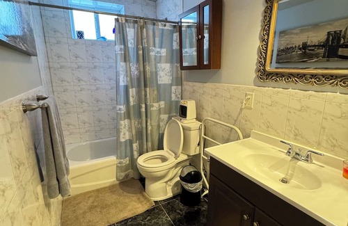 Hillside Apartamento | Charming 2 Bedroom Apartment