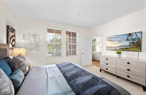 Tustin Apartamento | Luxurious 2Bed 2 Bath Beauty near Irvine Spectrum. Centrally located!