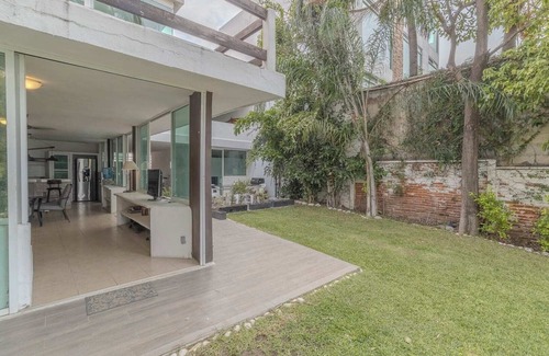 Tequesquitengo Casa | New Lakeside Retreat, Spacious Family Villa