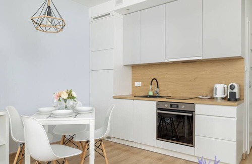 Grzegorzki Apartamento | Cozy Apartment for 4 by Renters