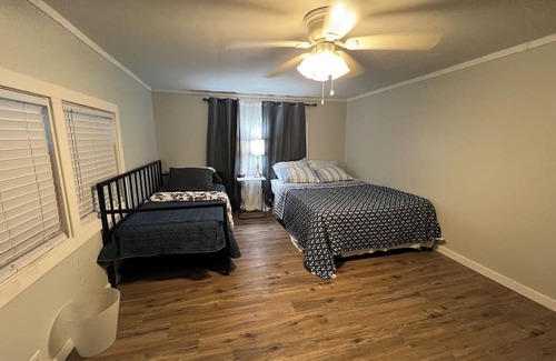 Pledger Casa | Budget-Friendly Privacy Home Newly Renovated