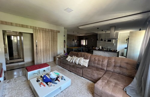 Rio Verde Apartamento | COZY ROOM (A nice place with a pool table and pottery classes)