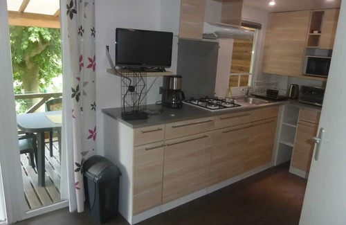 Saint-Pierreville Casa | Homerez - Nice bungalow for 4 ppl. with terrace at Saint-Pierreville