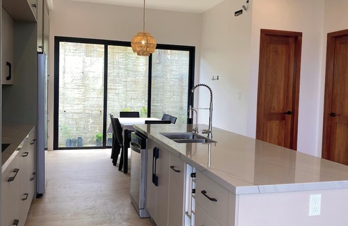Olon Casa | Cozy, Comfy and Spacious Apartment.