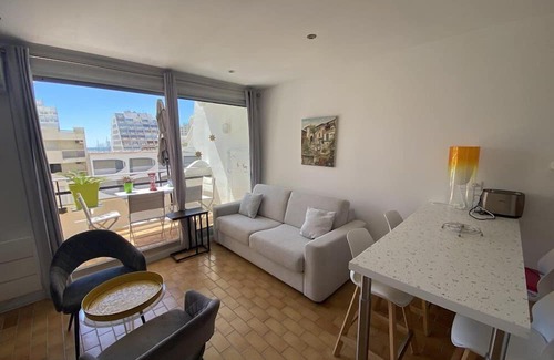 La Grande-Motte Apartamento | Joli 3 Couchages, Cocooning, Clim, Wifi, Terrace, Port /Beach at 50 m.