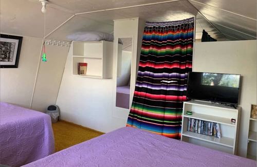 Sliammon Cabina | Cozy Cabin on Powell Lake - Panoramic Views -