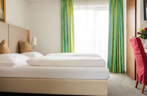 Sankt Georgen im Attergau Casa | Standard double room - Attergauhof Hotel Familie Söllinger