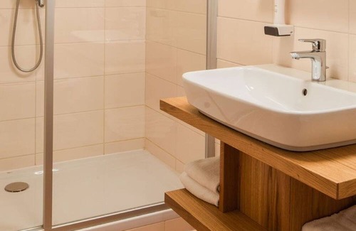 Sankt Georgen im Attergau Casa | Standard double room - Attergauhof Hotel Familie Söllinger