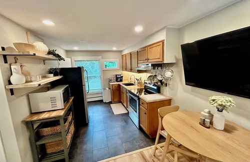 Windham Casa | One Bedroom in Windham, NH