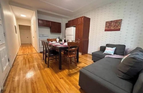 De Lorimier Apartamento | Romantic 2-Bedroom Apartment near downtown