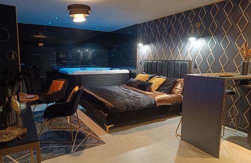 Marsillargues Apartamento | Apartment, Suite with Spa, close to beaches