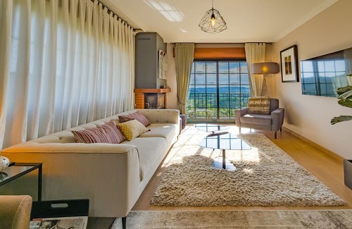 Quintans Apartamento | Villa Regina: Luxurius Seaside Escape