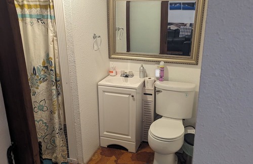 Crooked River Ranch Casa | Affordable pet friendly retreat 15 minutes from smith rock.