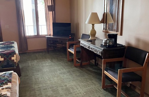 Golconda Casa | Relax in the Shawnee National Forest!