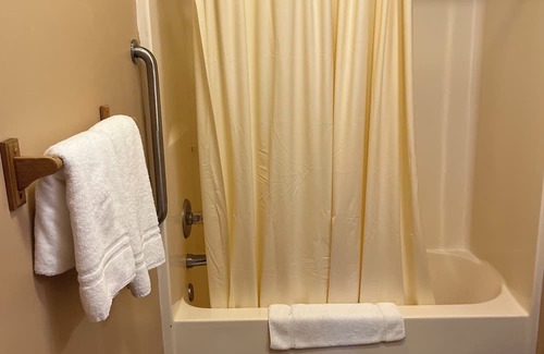 Golconda Casa | Relax in the Shawnee National Forest!