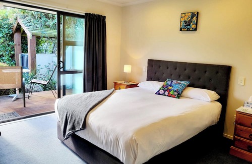 Kaikoura Cabina | Christmas 2024: 11 people, Hot Tubs, Spectacular Views, Plenty of Space to Play