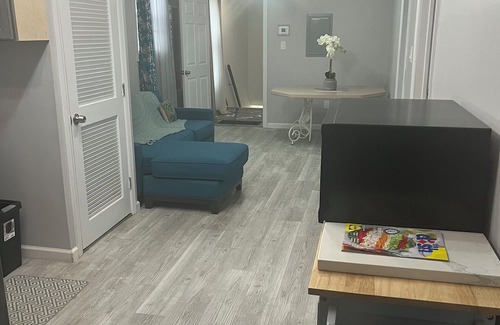 Weequahic Apartamento | Superb 2-bedroom apartment in charming Newark with AC, WiFi, dresser
