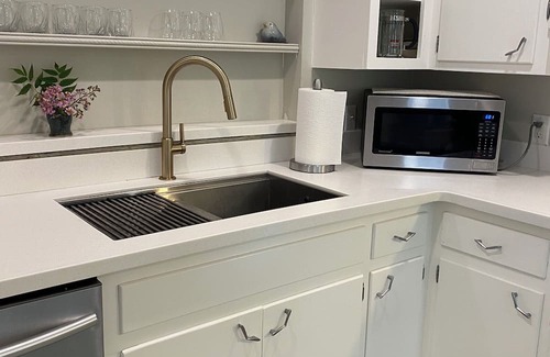 DeLand Casa | Two Bedroom, One Bath Home in Quiet Neighborhood
