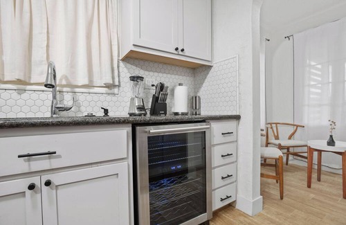El Centro Casa | Lovely 2-bedroom house in El Centro with WiFi, AC