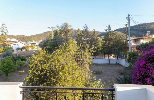 Salamis Casa | Salamina Blue Horizon House, next to the beach