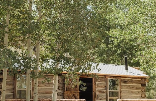 Silver Lake Cabina | Upscale rustic cabin in Silver Lake, Oregon's outback