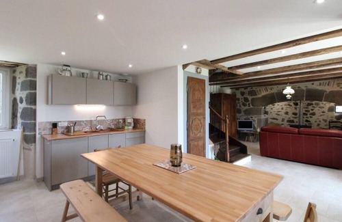 Teissieres-de-Cornet Cabaña | Gite Teissières-de-Cornet, 2 bedrooms, 5 persons