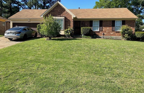 Raleigh Casa | Cozy 3-bedroom house in Memphis with WiFi