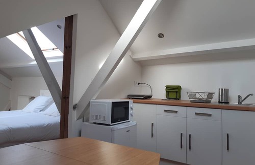 Angouleme Apartamento | Appartement Lumineux Dans Quartier Calme et Commerçant à 10mn du Centre Ville