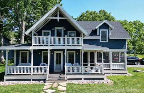 Thousand Island Park Cabaña | Renovated 3-Bedroom cottage in Thousand Island Park - a Cozy Weekend Getaway