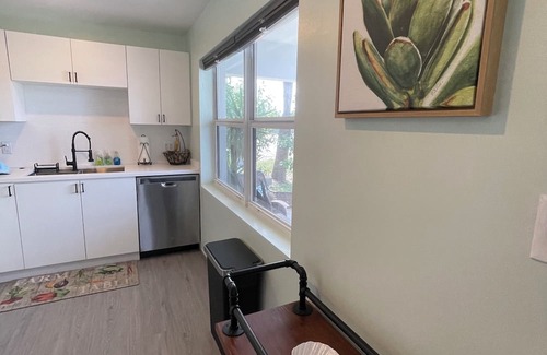 Hobe Sound Casa | Charming 3-bedroom house in beach town, Hobe Sound, 1.5 miles from the beach