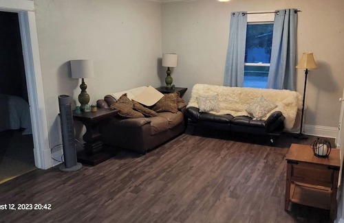 Redfield Apartamento | Cozy 2-bedroom apartment in marvelous with WiFi, AC