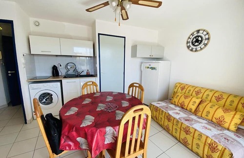 Le Grand Travers Apartamento | Grand travers, T3, Air-conditioned, Parking, Beach 150m.