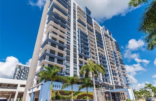 Doral Condominio | Chic Doral Condo: 3BR, 3 Baths