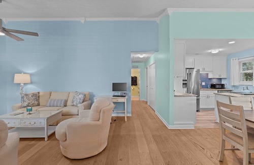 Wilmington Cabaña | Sunshine Cottage at Fawn Creek