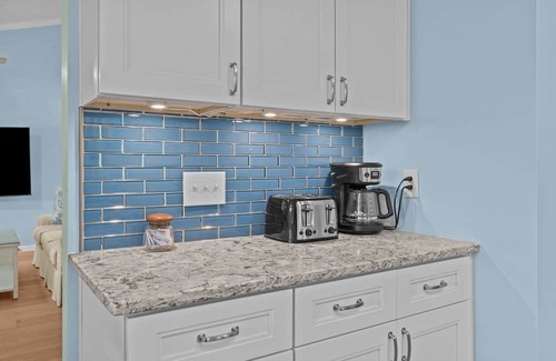 Wilmington Cabaña | Sunshine Cottage at Fawn Creek