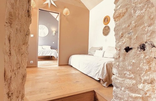 La Chaussee-d'Ivry Casa | Jolie Maison de Campagne à 3 Minutes à Pied du Golf Pour Vous Délasser !