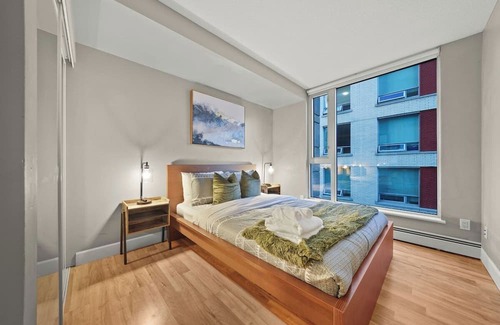 Gastown Apartamento | Stunning 3-BR in Downtown with Free Parking!