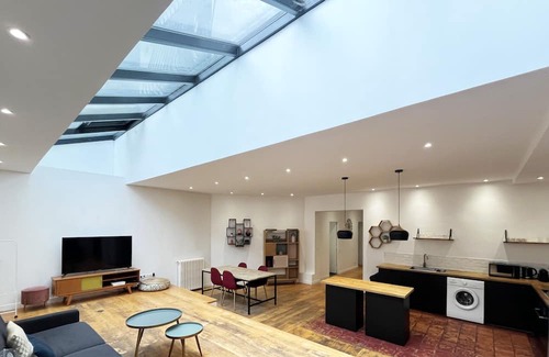19th Arrondissement Apartamento | Urban Flat 186 - Spacious 3 Bedroom Flat in Paris