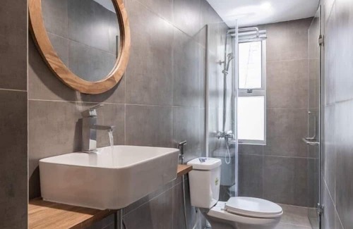 Trang Tien Apartamento | CHAGEE Building with POOL