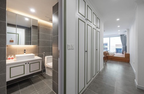 Trang Tien Apartamento | CHAGEE Building with POOL