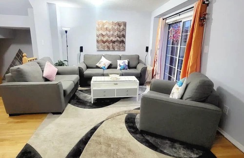 Ajax Casa | Home away from home.