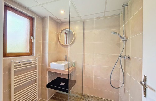Saint-Victor-en-Marche Chalet De Esquí | Vrbo Property