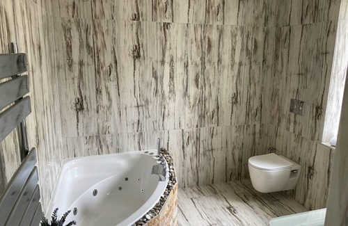 Port Talbot Casa | Seaside Retreat at Port Talbot
